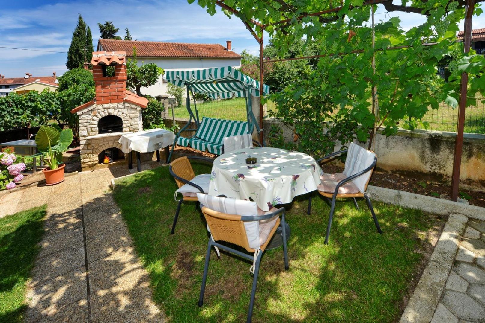 Apartment Complex Nevia Porec Bagian luar foto