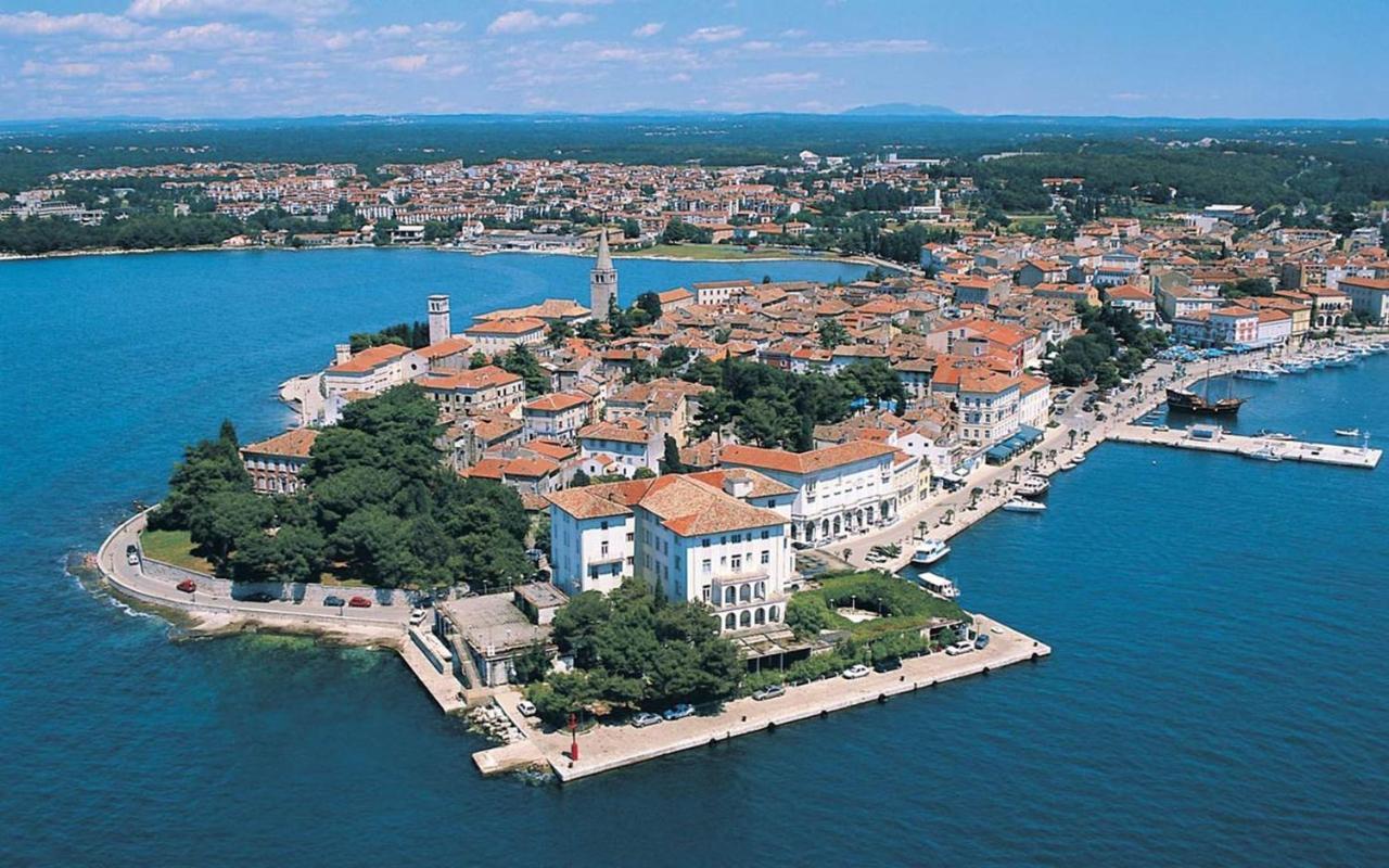 Apartment Complex Nevia Porec Bagian luar foto